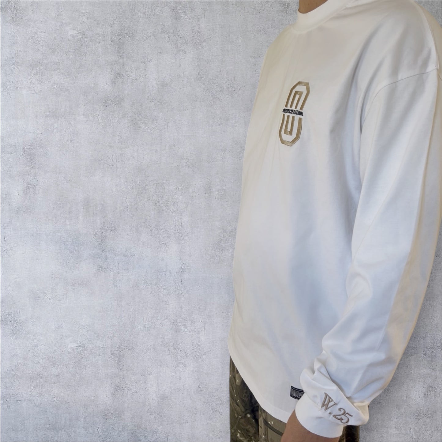 “O” Long Sleeve - White.